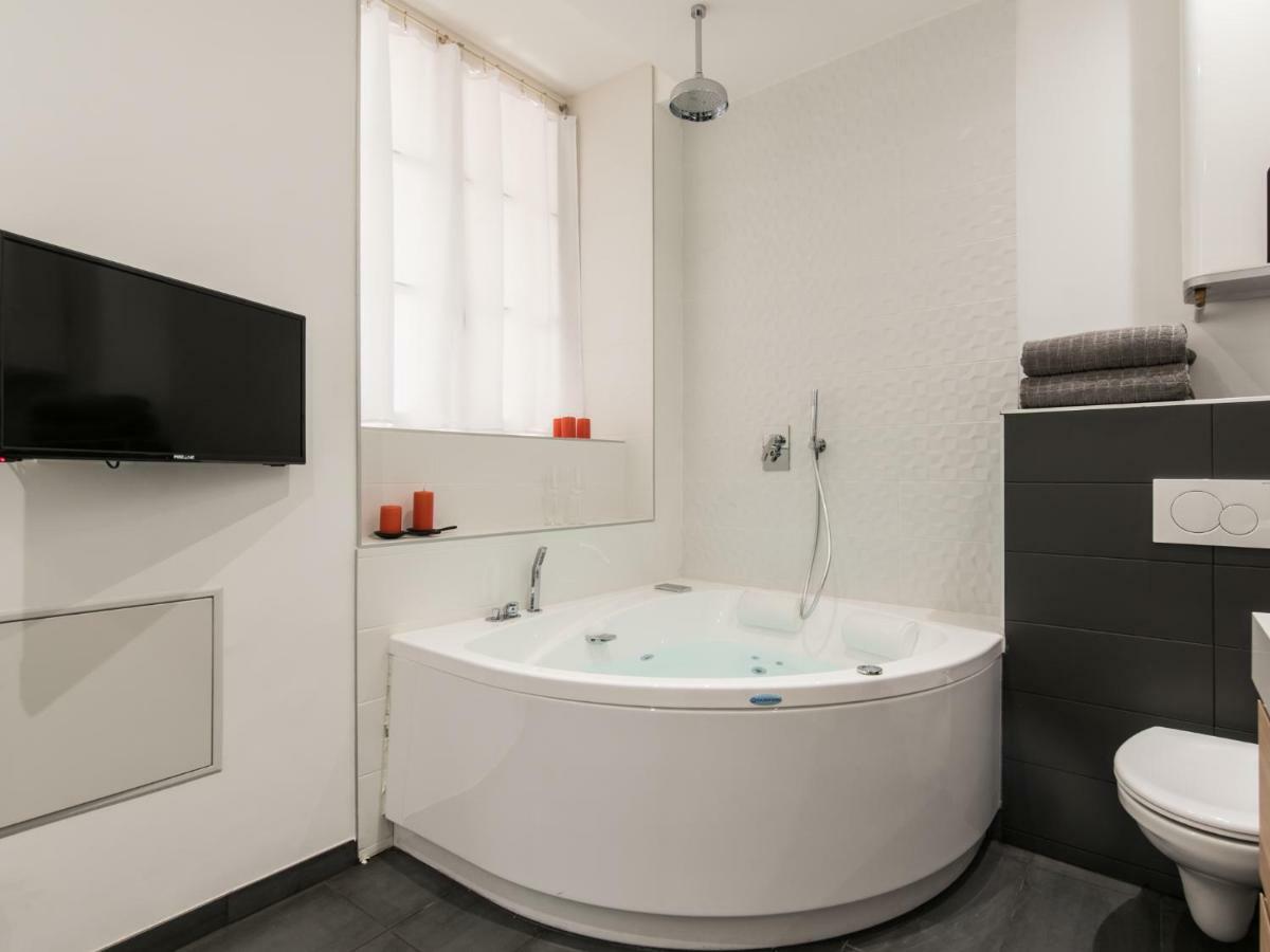 Luxury Studio & Spa-Lyon Centre Exterior photo
